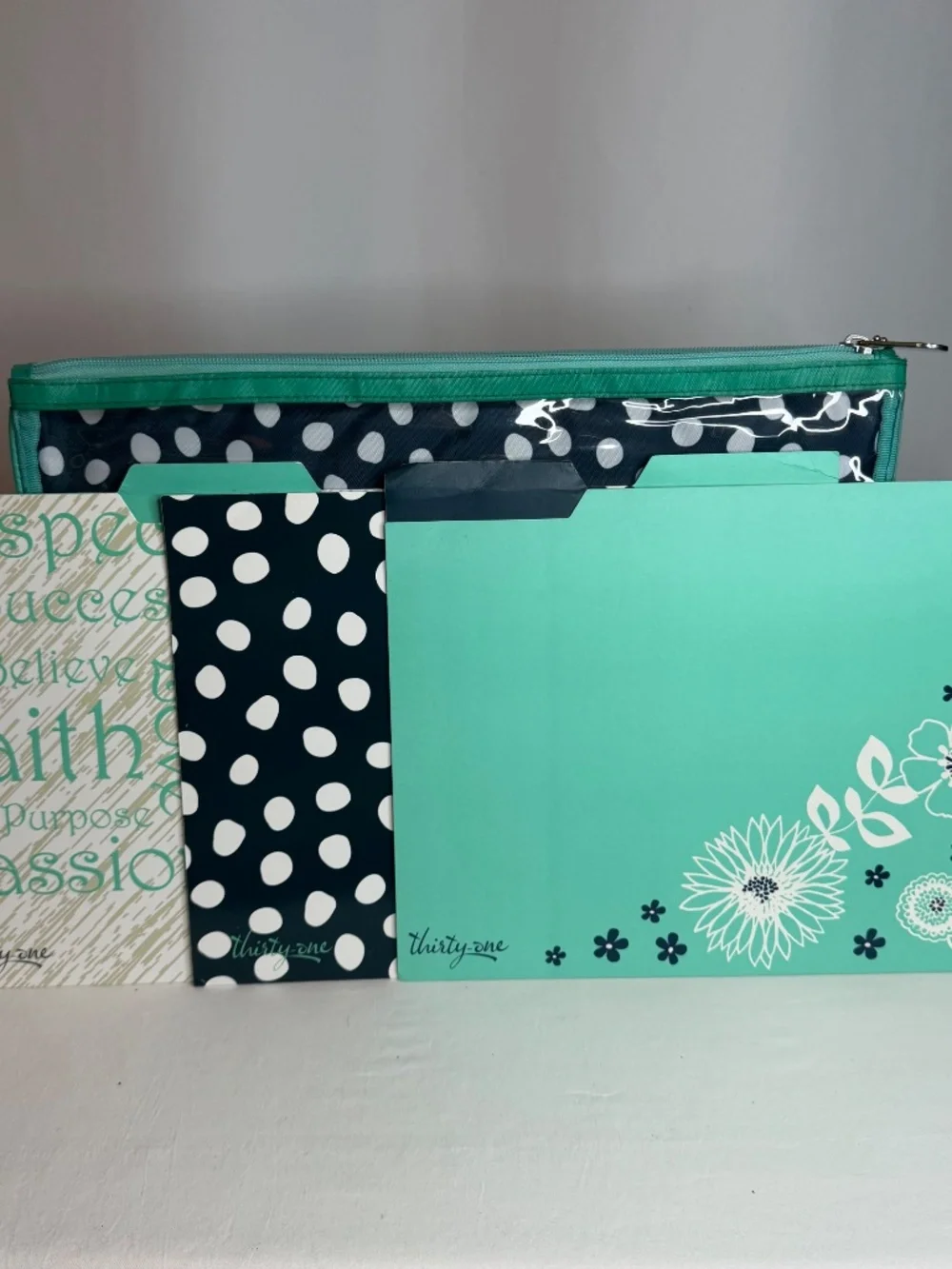 Thirty One Document Holder, New